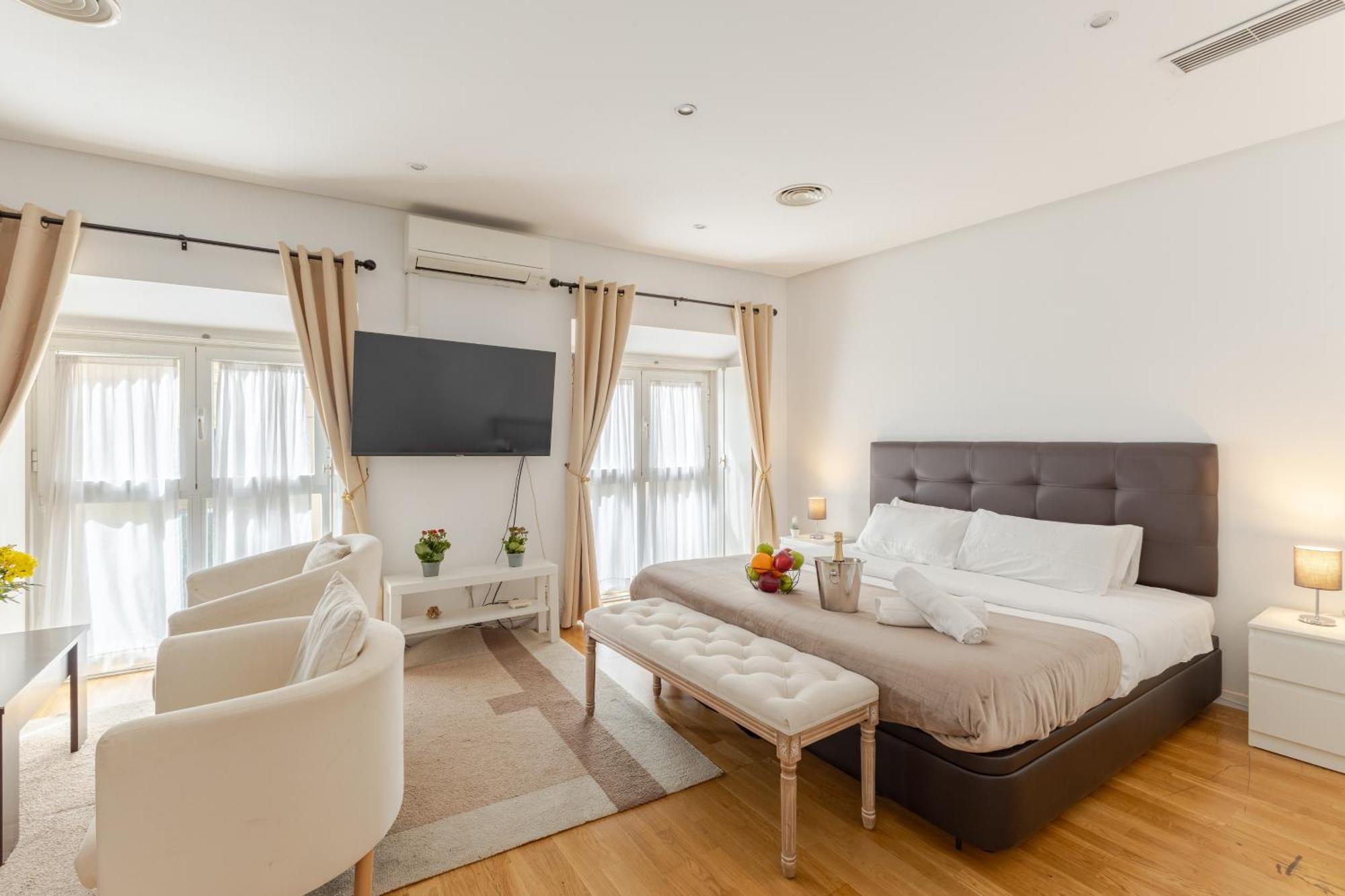 Mad Coco Aparts & Suites Centro Sol มาดริด ภายนอก รูปภาพ